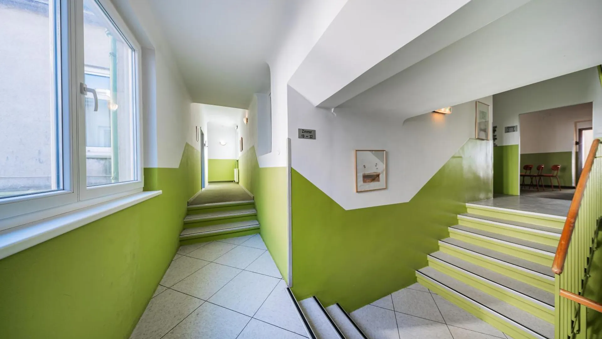 Vienna West Rooms 0*,  Rakousko